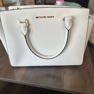 Michael Kors Large Crossbody bag in White